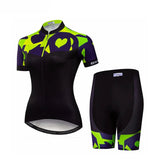 Outfit da bici da strada nero e verde - cuore